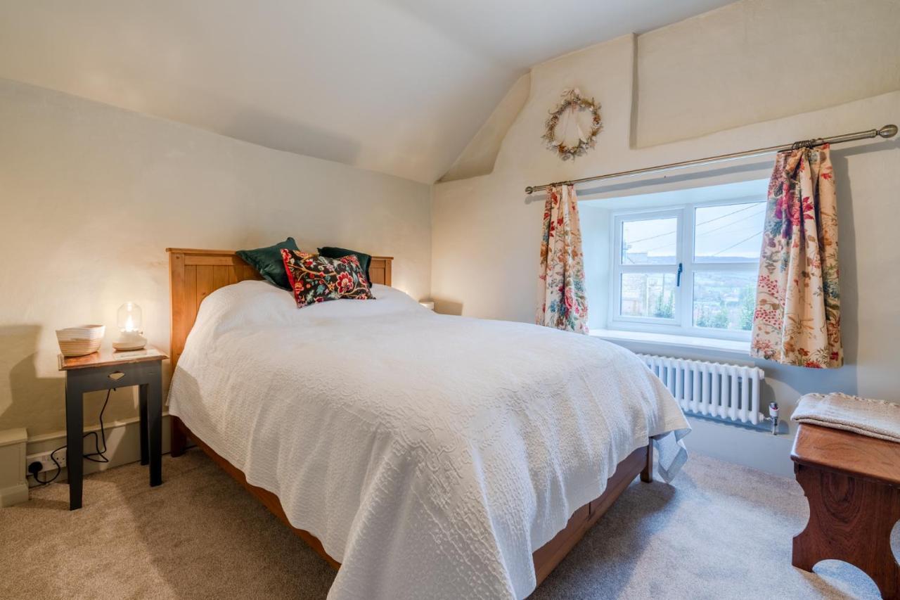 Cotswold Way Cottage สเตราด์ ภายนอก รูปภาพ